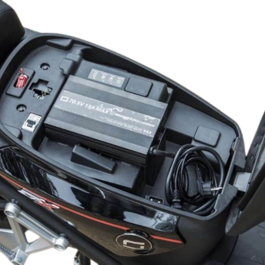 Super Soco CPX PRO 125ccm, r.2023 - obrazek 7