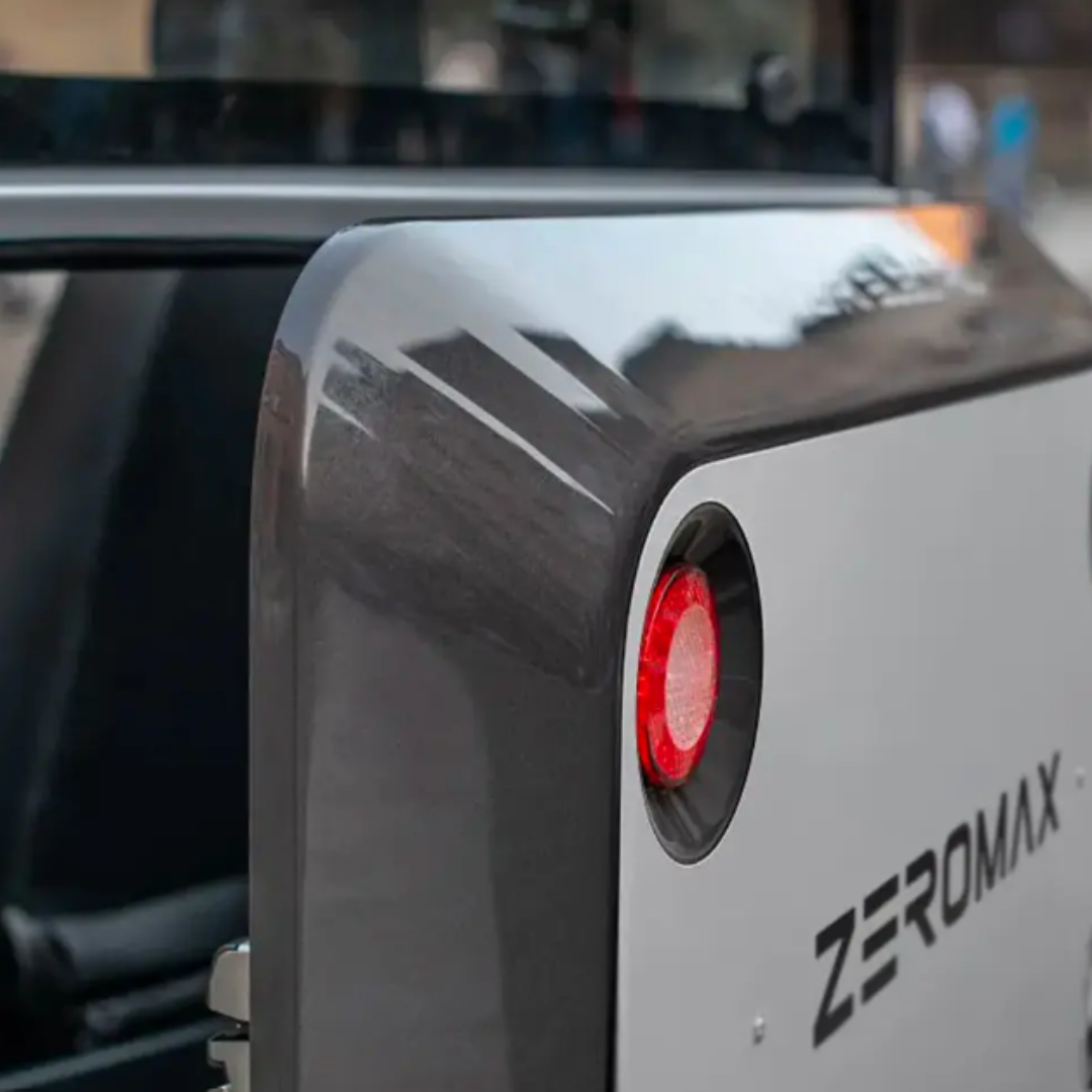 Samochód elektryczny TAZZARI ZEROMAX